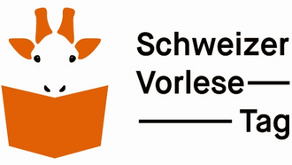 Giraffe liest ein Buch